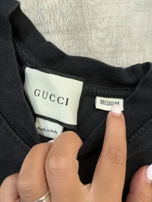 Gucci 100 Graphic T-shirt Size Medium thumbnail 2
