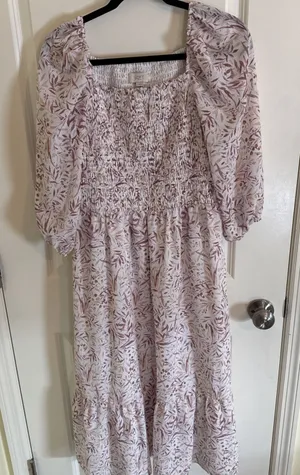 Loft Outlet Pink & White Floral Smocked Midi Dress With Puff Sleeves Sz Medium thumbnail 1