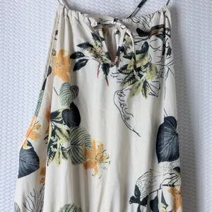 Floral Maxi Dress Women 2XL Cream Tropical Boho Tiered Halter Sleeveless Spring thumbnail 5