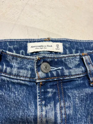 Abercrombie & fitch ultra high rise blue jeans 25/0R thumbnail 3