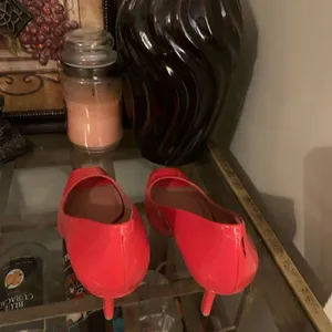 Vince Camuto heels size 9 thumbnail 3