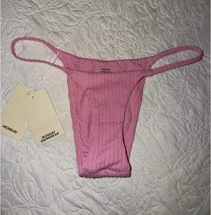 Monday Swimwear Barbados Bottom Cherry Blossom thumbnail 4