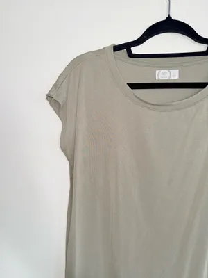 Maurices 24/7 Fairhaven Sandwash Dolman Tee Solid Light Green thumbnail 4
