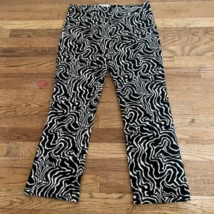 Zara Black White Psychedelic Swirl Jacquard Straight Leg Pants Size Large thumbnail 2