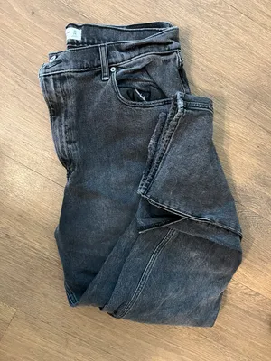 Abercrombie Jeans Ultra High Rise 90s Slim Straight Jean thumbnail 2