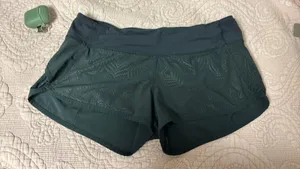 Lululemon Shorts Speed 2.5" thumbnail 2