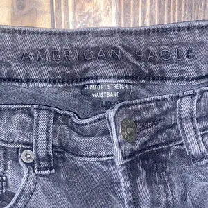 American Eagle Outfitters Distressed Straight Leg Jeans thumbnail 3