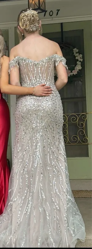 Sherri Hill Prom Dress thumbnail 4