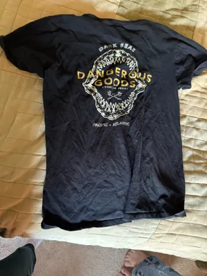 Black shirt thumbnail 2