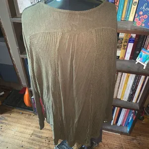 Free People olive green waffle oversized cozy M elevated basics top thumbnail 4