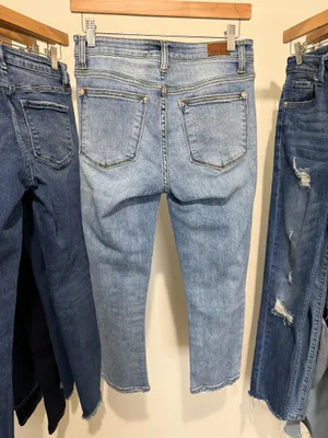 Judy Blue Jeans thumbnail 2