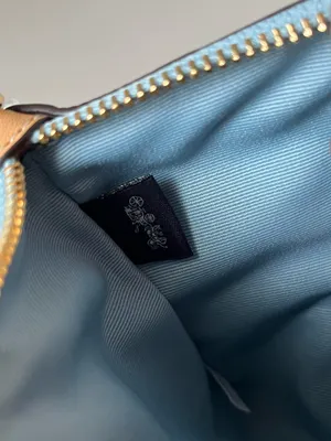 Coach Ashton Wristlet In Signature Leather thumbnail 7