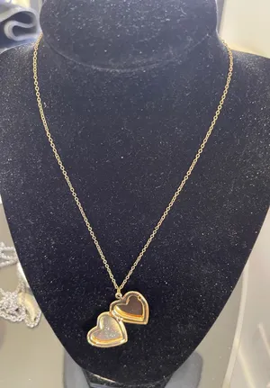 Gold Heart Locket Pendant Necklace - Women Jewelry thumbnail 1