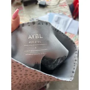 aybl leggings thumbnail 3