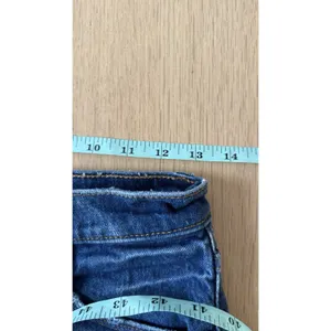 Abercrombie & Fitch The Cut Off High Rise Denim Short Women’s Size 25 / 0 2713 thumbnail 6
