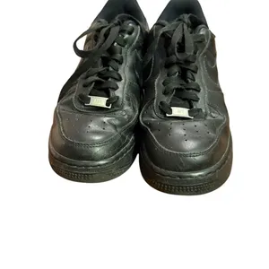 Nike Air Force 1 '07 Triple Black Sneakers Shoes Womens Size 10 Leather‎ thumbnail 5