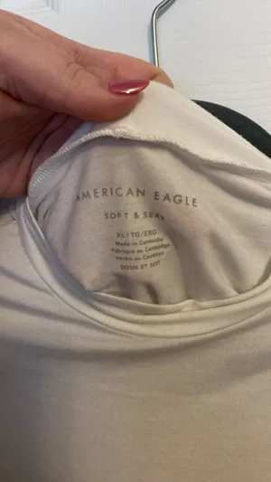 American Eagle Outfitters Tshirt thumbnail 3