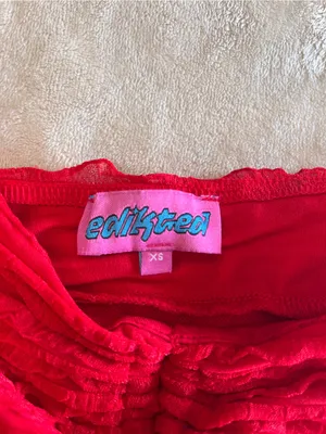 EDIKTED Red Going Out Tank Top College Life Ruched Hot Crop Shirt Women’s Sz XS thumbnail 3