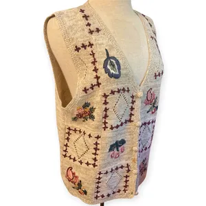 Vintage Y2K Knit Sweater Vest Tan Embroidery Flowers Leaves Button Cottagecore M thumbnail 2