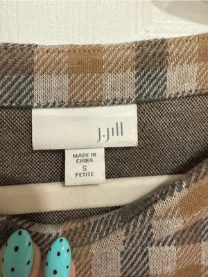 J. Jill Autumn Plaid Knit Shift Dress with Contrast‎ Back & Pockets thumbnail 4