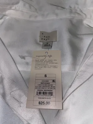 A New Day NWT White Button-Up Long Sleeve Shirt thumbnail 5