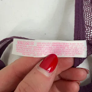 Victoria's Secret PINK M Medium Lace Bralette Bra Pullover‎ Lace Strappy Purple thumbnail 4