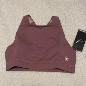 045EA.- Endeavor Athletic DRYFORCE® Sports Bra. Size Medium thumbnail 4