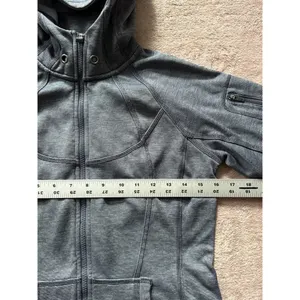 Athleta Women's Gray Full Zip Hooded Sweatshirt‎ Size Small thumbnail 10