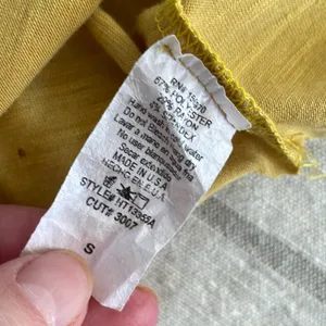 Hummingbird Yellow Distressed Applique Floral Sleeveless Tshirt Oversized S thumbnail 6