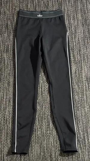Alo Yoga Airlift High Rise Suit Up Legging Size Small thumbnail 1