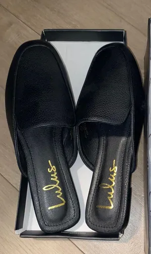 Black Flats Size 6.5 thumbnail 1