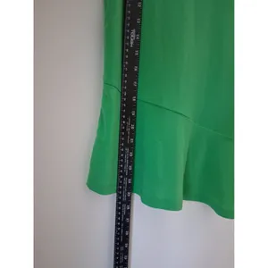 NEW Halogen Green tank top size Small modern tank Nordstrom brand thumbnail 4