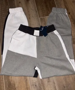 Hollister Sweatpants thumbnail 1