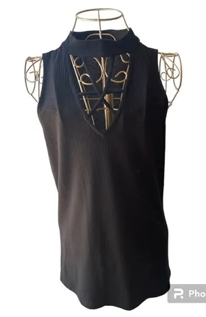 Doe & Rae Ribbed Cutout Mock Neck Sleeveless Top Small Black thumbnail 1
