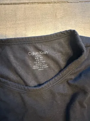 Calvin Klein jogger pants and crop top set thumbnail 2