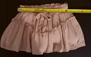Sincerely Jules‎ Women's Pink Ruffled Tie-Waist Shorts size-S thumbnail 5