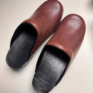 Lands’ End Brown Slip-On Clog Mules Shoes Sz 7 thumbnail 1