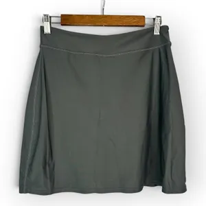 Aunua Womens Medium Gray Athletic Golf Skort UPF 50 Built In Shorts Activewear thumbnail 1