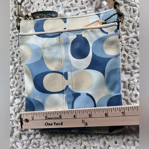Coach Crossbody Purse No. L0767-41226 Cream Blue Tan Pattern Vintage Y2K thumbnail 16