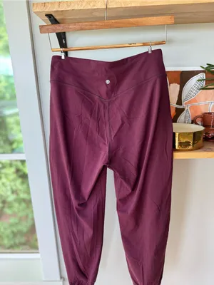 CRZ YOGA Butterluxe Burgundy Plum High-Rise Jogger Pants Sz Small thumbnail 10
