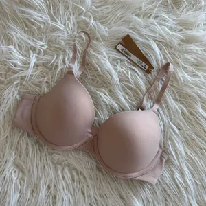 Skims Fits Everybody T-shirt Bra Mica Size 32B thumbnail 3