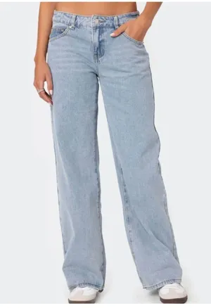 Low rise Light Wash Jeans thumbnail 1
