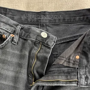 American Eagle 90s Boyfriend Short thumbnail 3