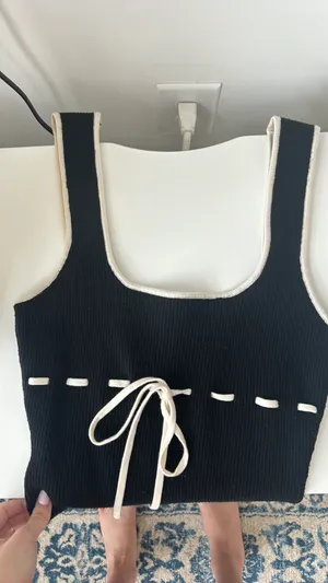 Vestique Black And White Dress thumbnail 2