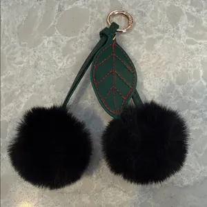 Cherry pom thumbnail 2