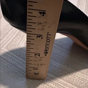 Marc Jacobs Black Leather Ribbon Bow Peep Toe Heels Size 39 1/2 thumbnail 7