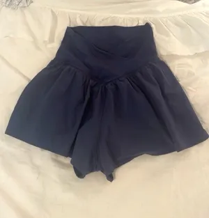 Aerie Offline Crossover shorts thumbnail 1