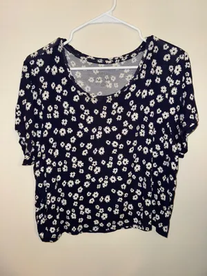 Aeropostale Seriously Soft Easy Floral Tee thumbnail 1