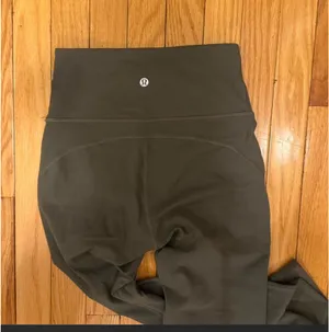 Lululemon Flare Groove Pants thumbnail 4