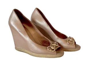 GUCCI Horsebit Accent Leather Pumps thumbnail 1